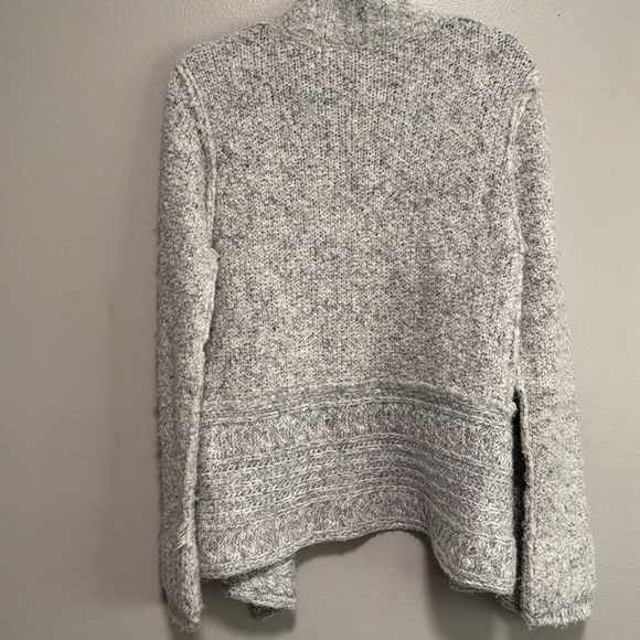 Moth Gray Textured Knit Cardigan Sweater - Picture 6 of 8